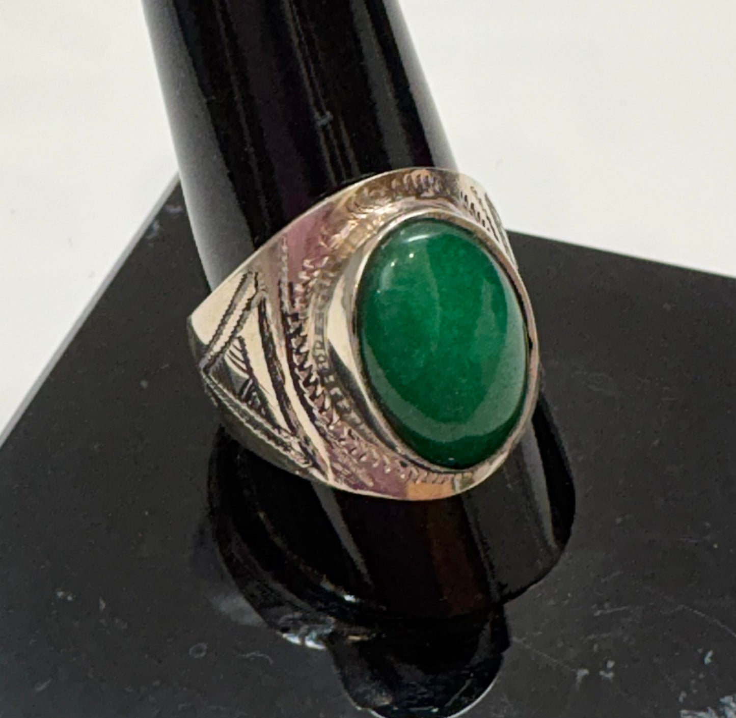 Hand-Engraved Touareg Silver Ring with Oval Polished Green Agate