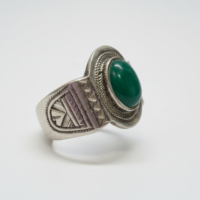 Hand-Engraved Touareg Silver Ring with Oval Polished Green Agate