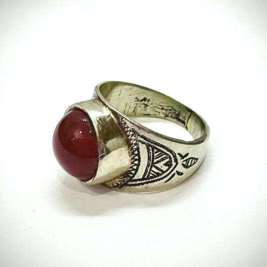 Hand-Engraved Touareg Silver Ring with Round Red Carnelian